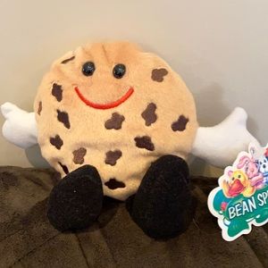 COPY - Entenmann’s limited edition bean sprout toy